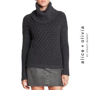 Alice and Olivia | Chunky Drop Shoulder Sweater, Size L